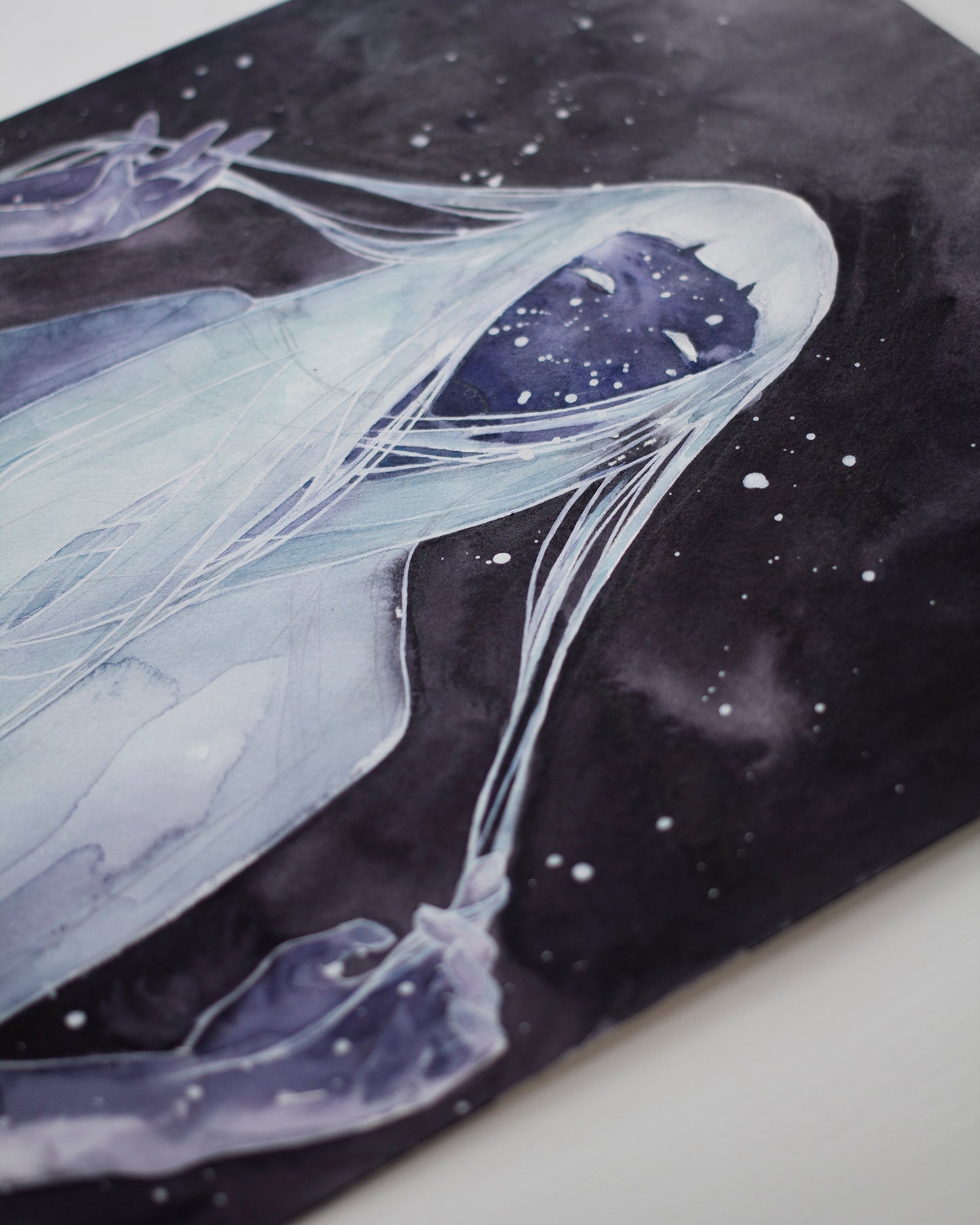 Shining in the dark (30x40 cm) 2023